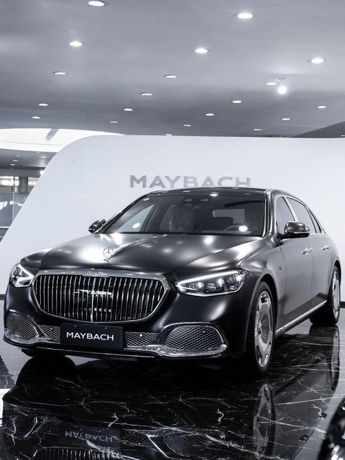 佛山74岚图汽车的售后服务让用户无忧出行，迈巴赫未来的豪华车趋势